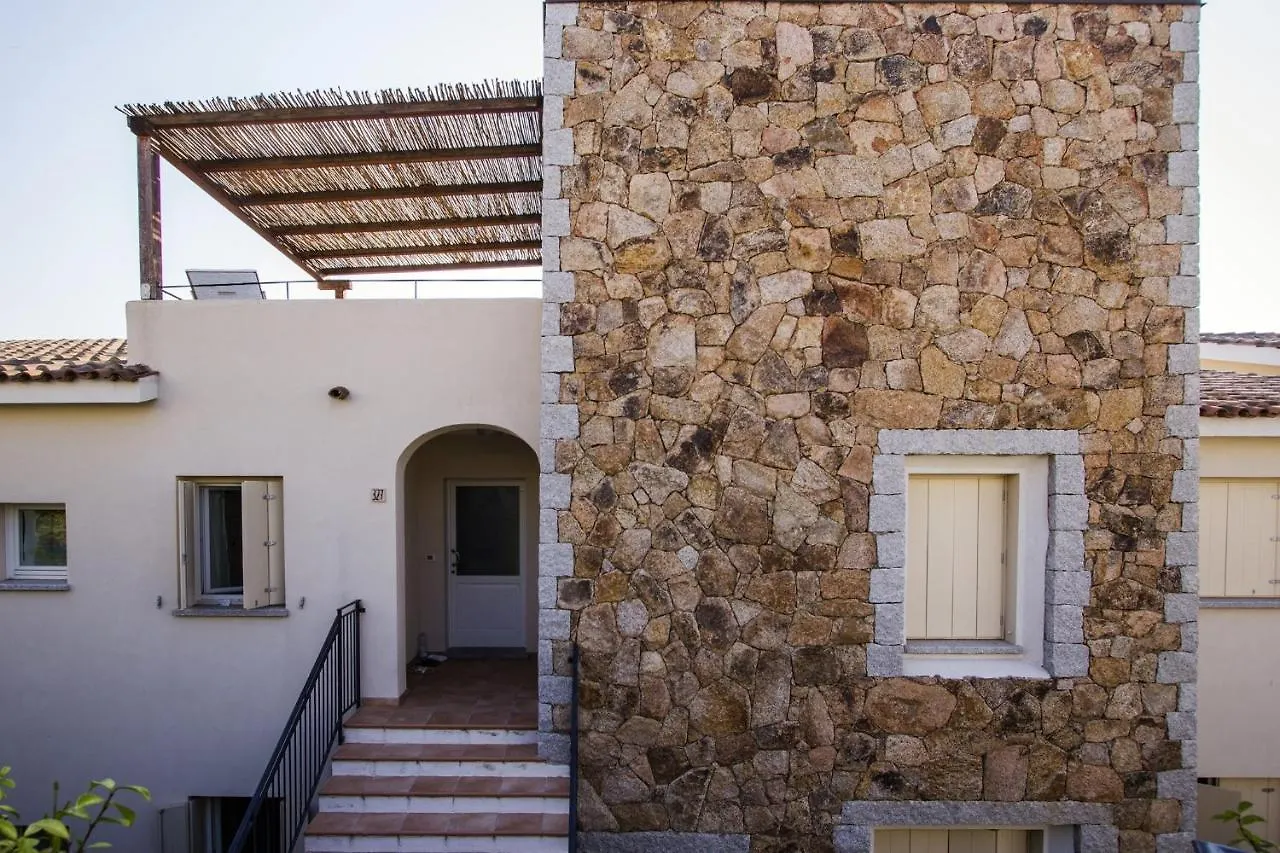 Holiday Home In Baja Sardinia 30355 카니지오네